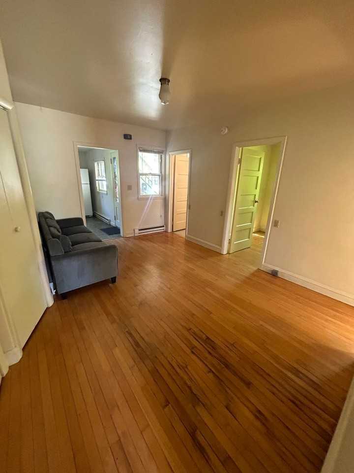 120-126 North Willard St - Photo 2 of 11