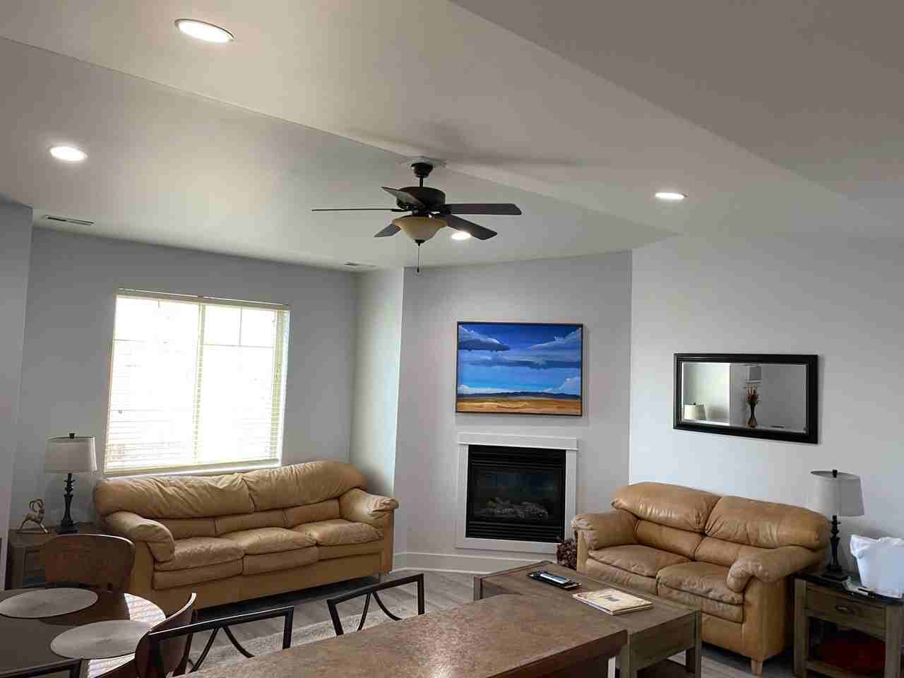 4376 Brookside Ln - Photo 4 of 10