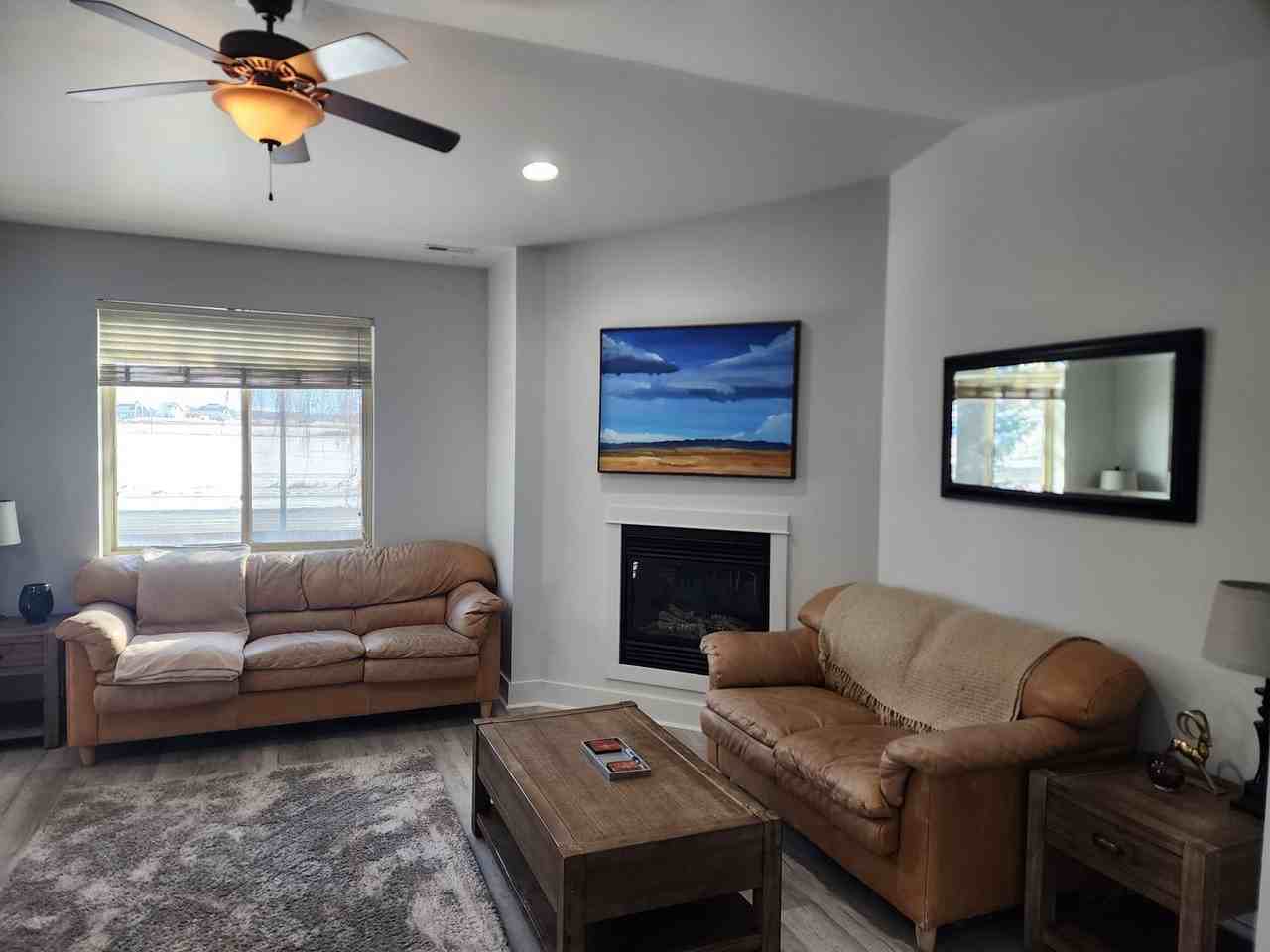 4376 Brookside Ln - Photo 5 of 10