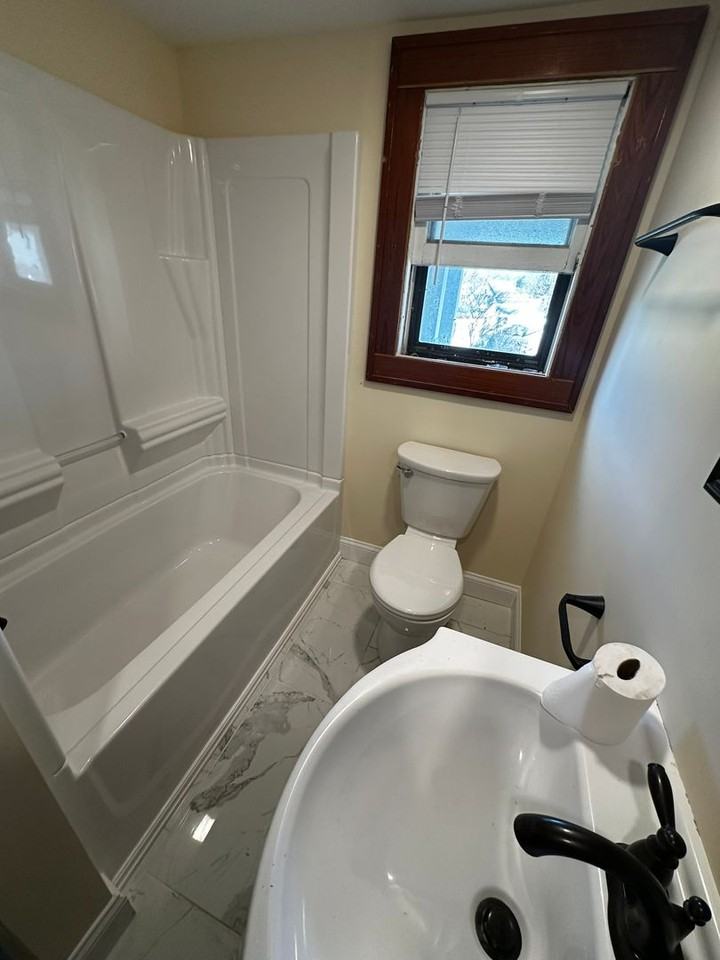 44 Drew St - Photo 2 of 21