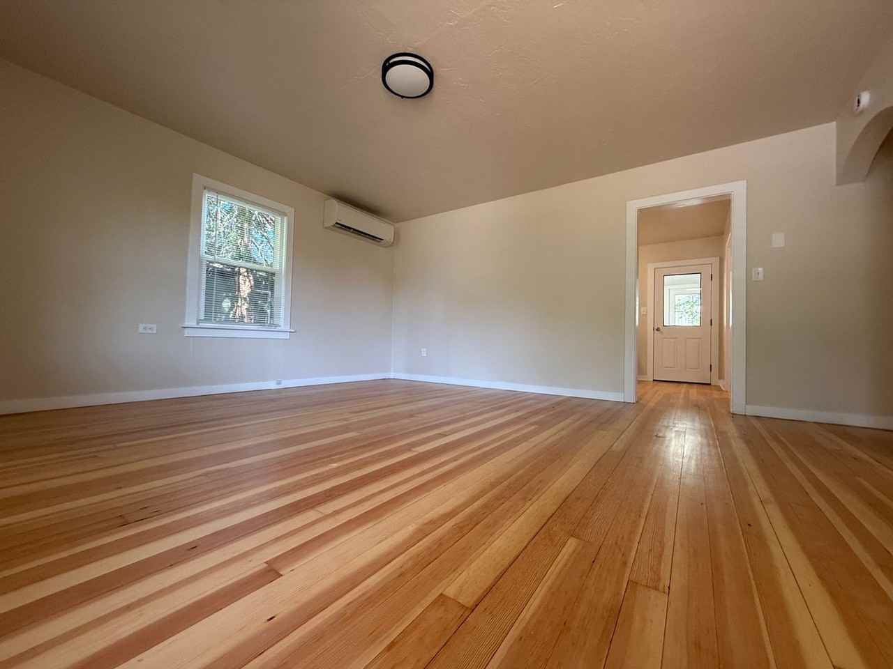 1071 E Main St - Photo 3 of 21