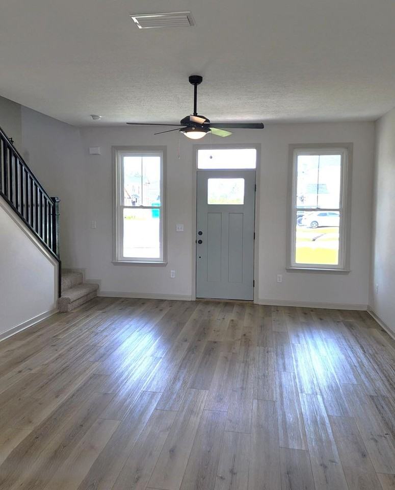 3545 Mill Point Cv - Photo 2 of 35