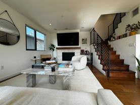 140 S Hayworth Ave - Photo 1 of 1