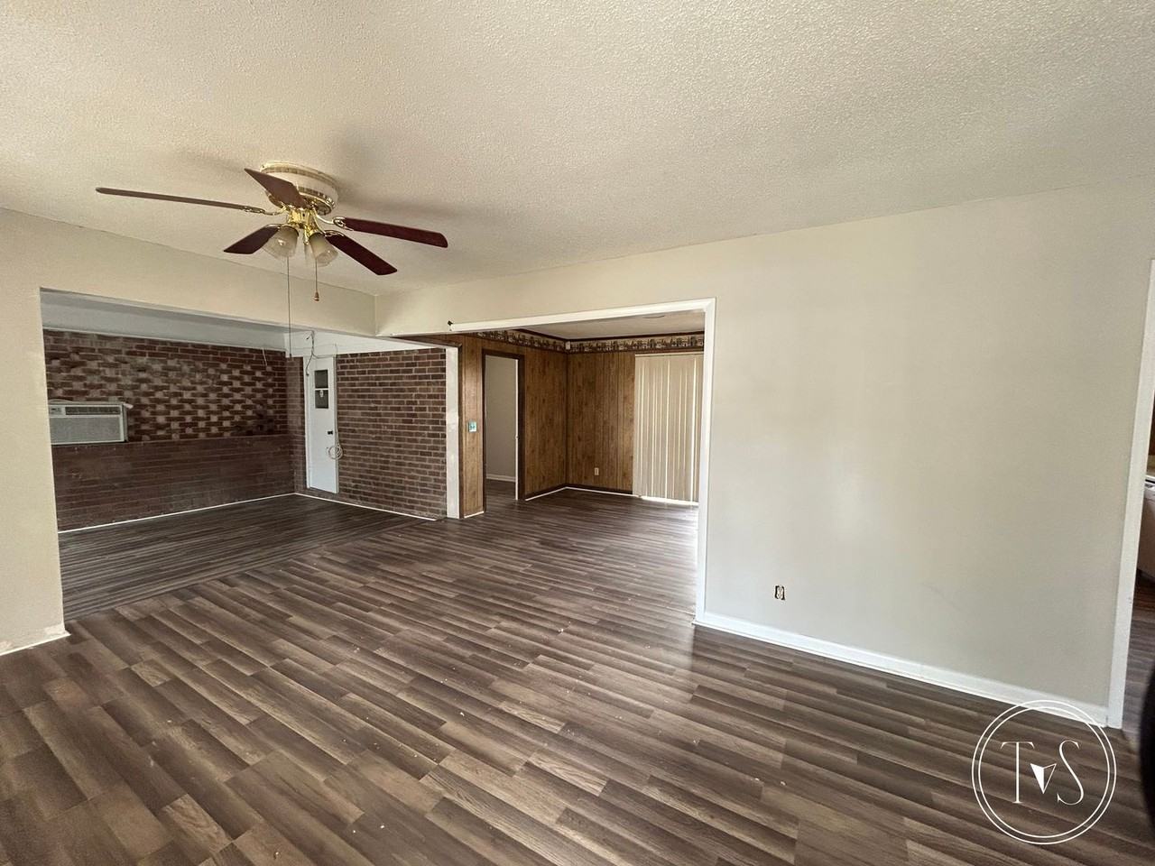 720 Bacon Rd - Photo 3 of 8