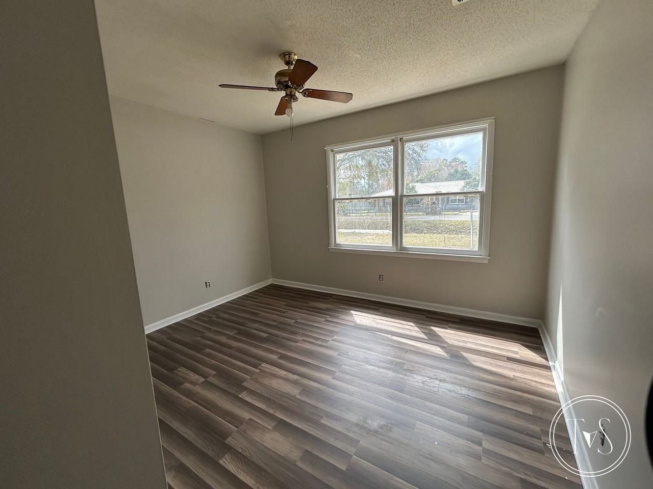 720 Bacon Rd - Photo 7 of 8