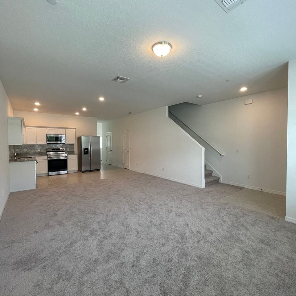 3047 Springwell Loop - Photo 2 of 31