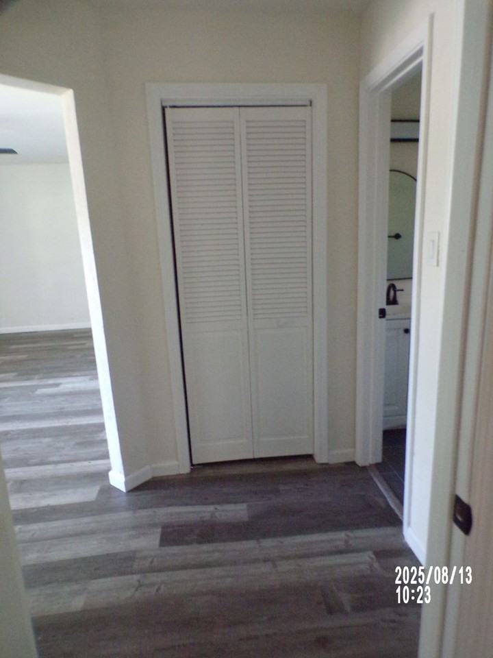 1315 Nw Irwin Ave - Photo 7 of 22