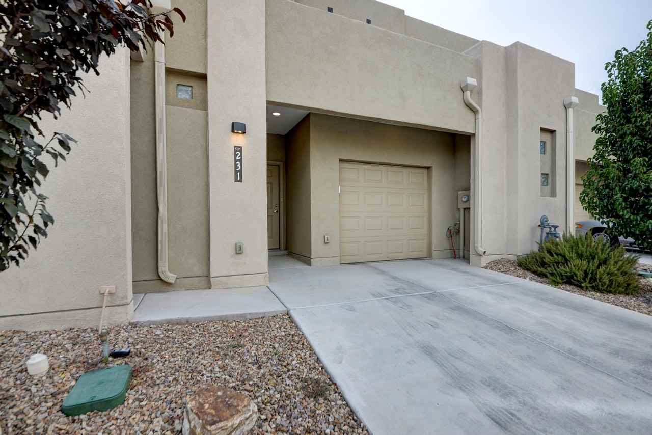 231 San Clemente Ave Nw - Photo 3 of 21