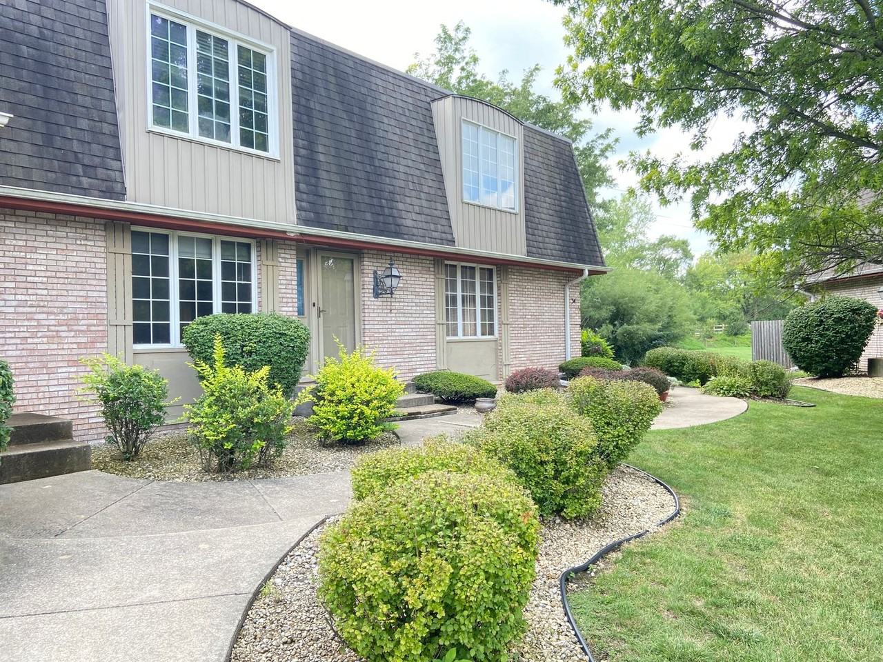 36 Lilac Ct - Photo 2 of 15