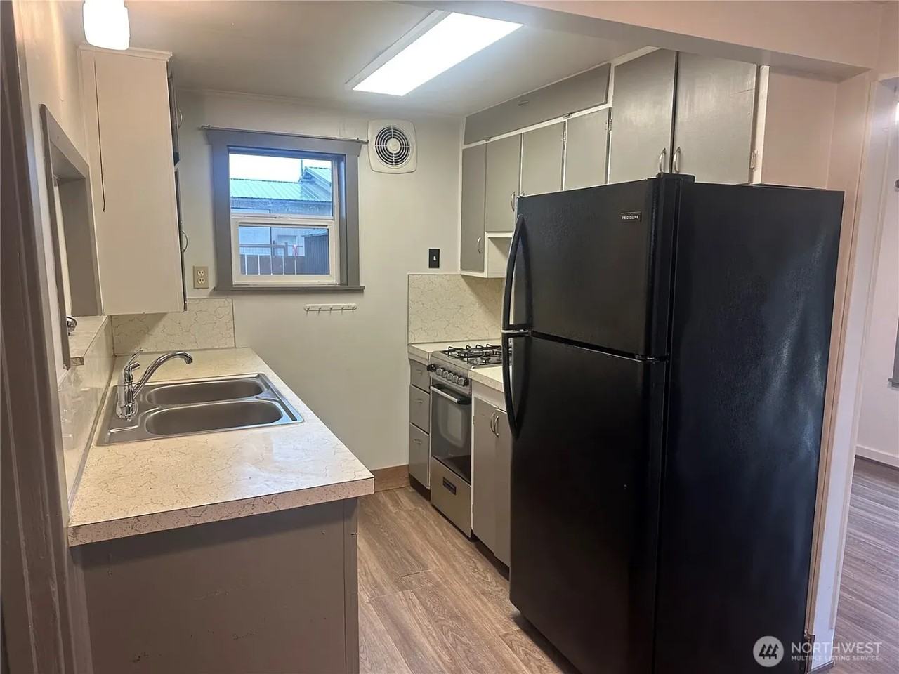 117 Drayton St - Photo 2 of 11