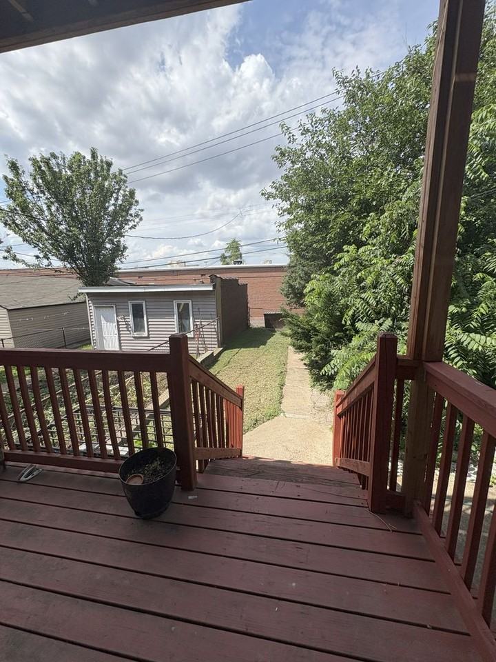 3507 Alberta St - Photo 2 of 9