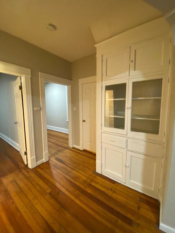 3507 Alberta St - Photo 3 of 9