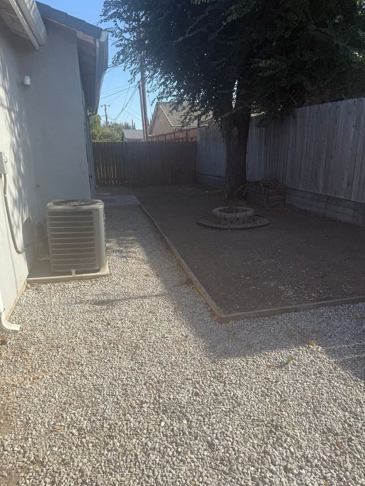 3307 Phelps St - Photo 5 of 47