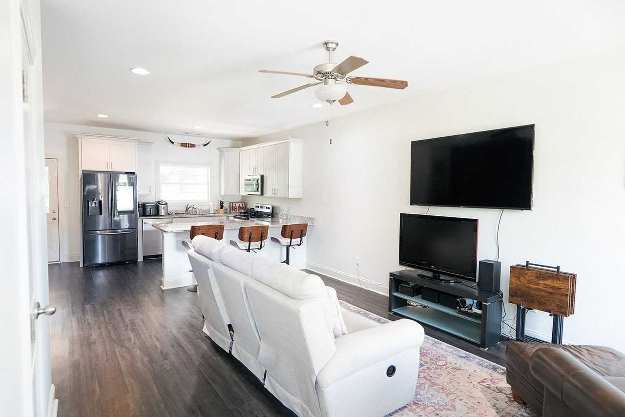 3855 Academy Dr #104 - Photo 3 of 17