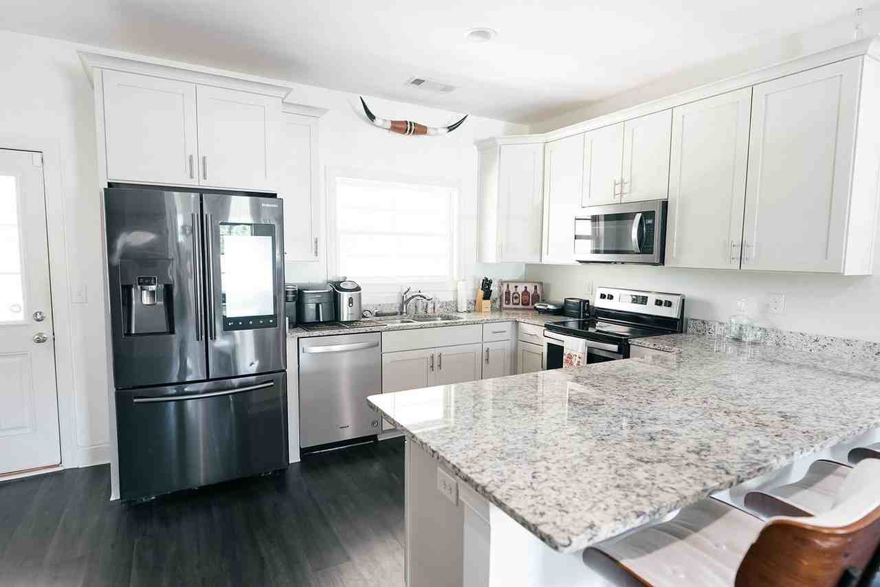 3855 Academy Dr #104 - Photo 7 of 17