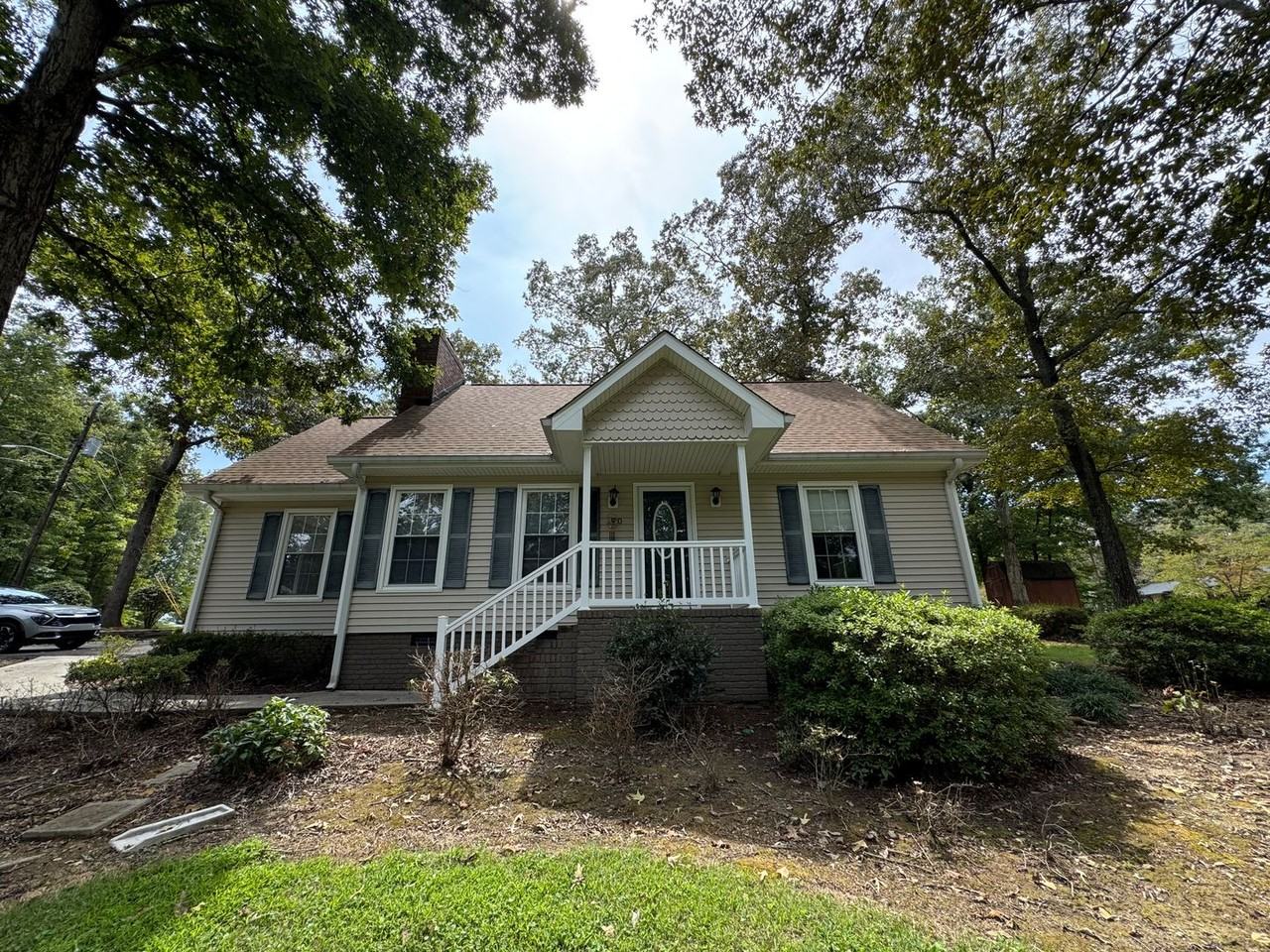 20 Parkwood Cir Ne - Photo 2 of 42
