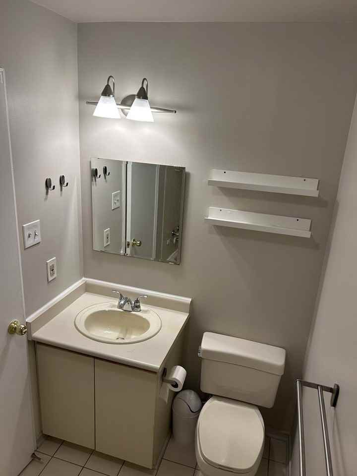 118 New Orchard Ave N - Photo 3 of 14