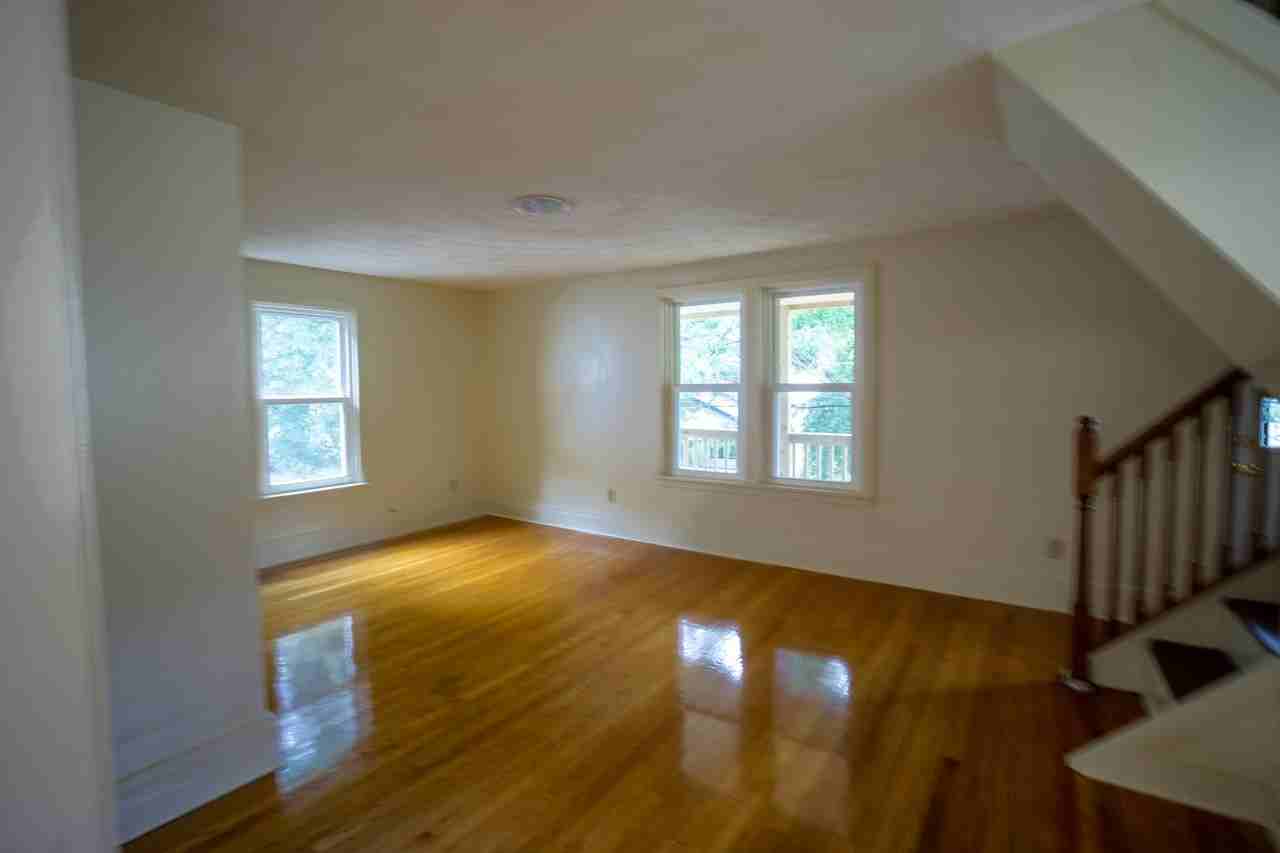 107 Bristol Pl - Photo 7 of 23
