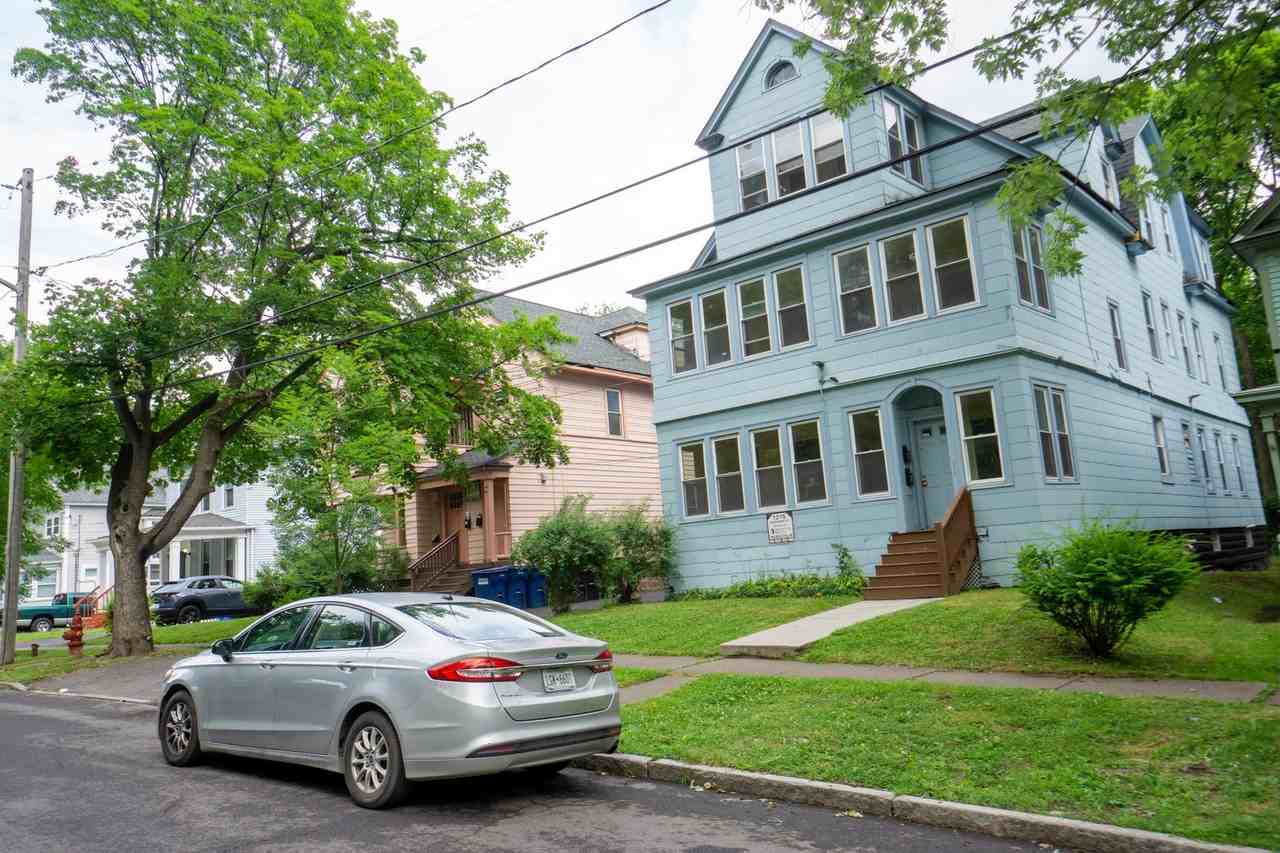 1215 Madison St - Photo 6 of 24