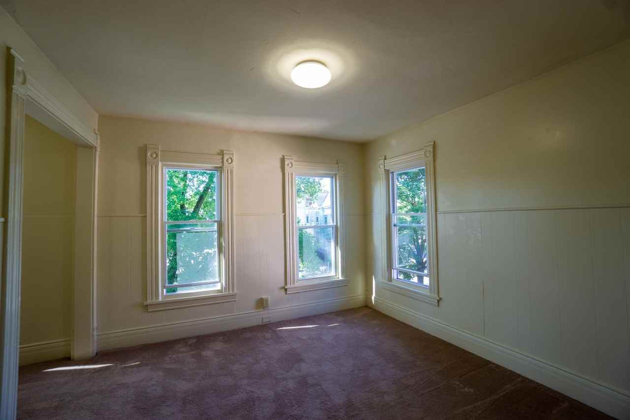 129 Dell Street - Photo 6 of 16