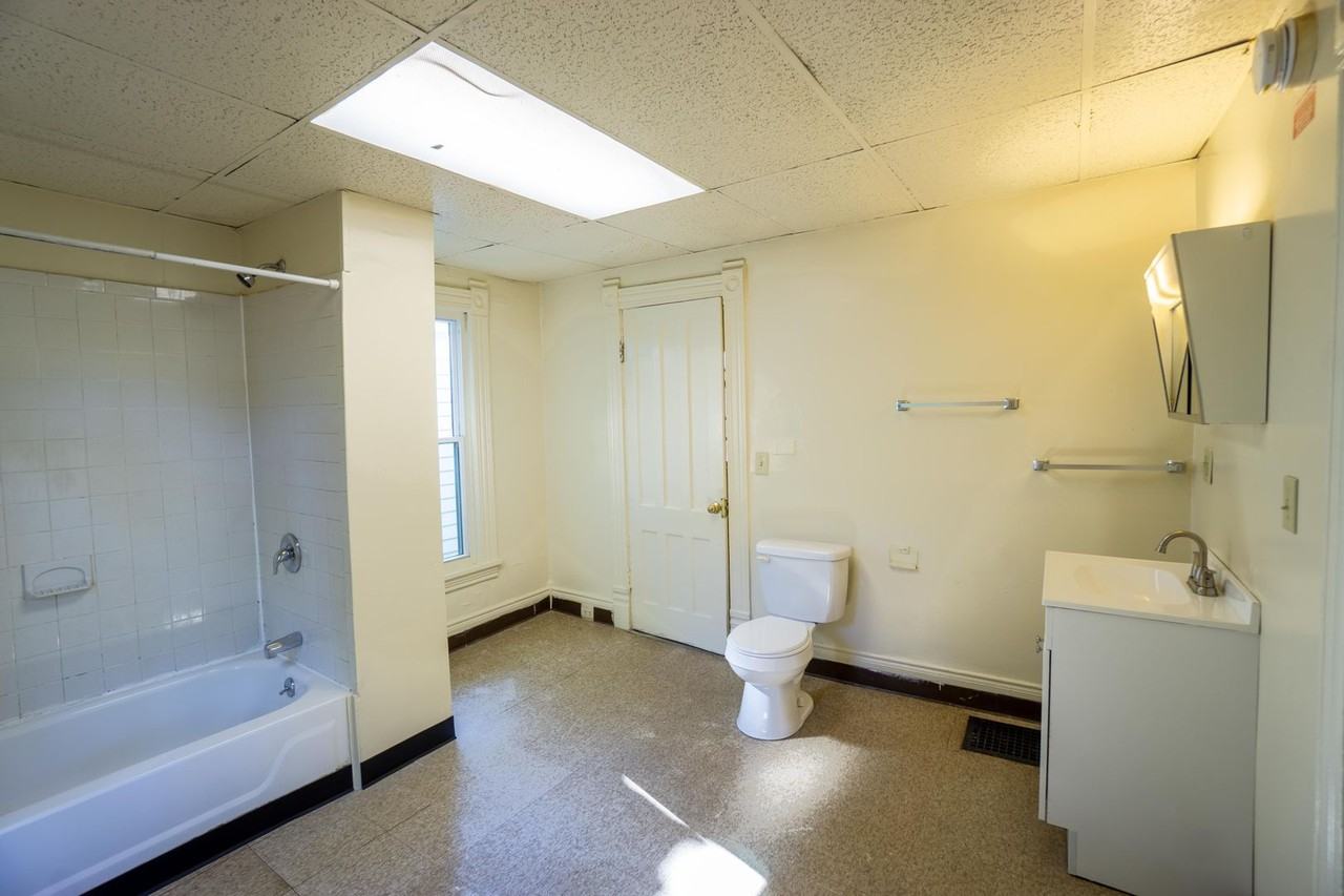 129 Dell Street - Photo 4 of 16