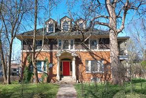 featured image of 560 Allen St