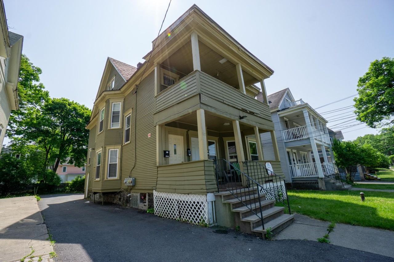 833 Sumner Ave - Photo 3 of 17