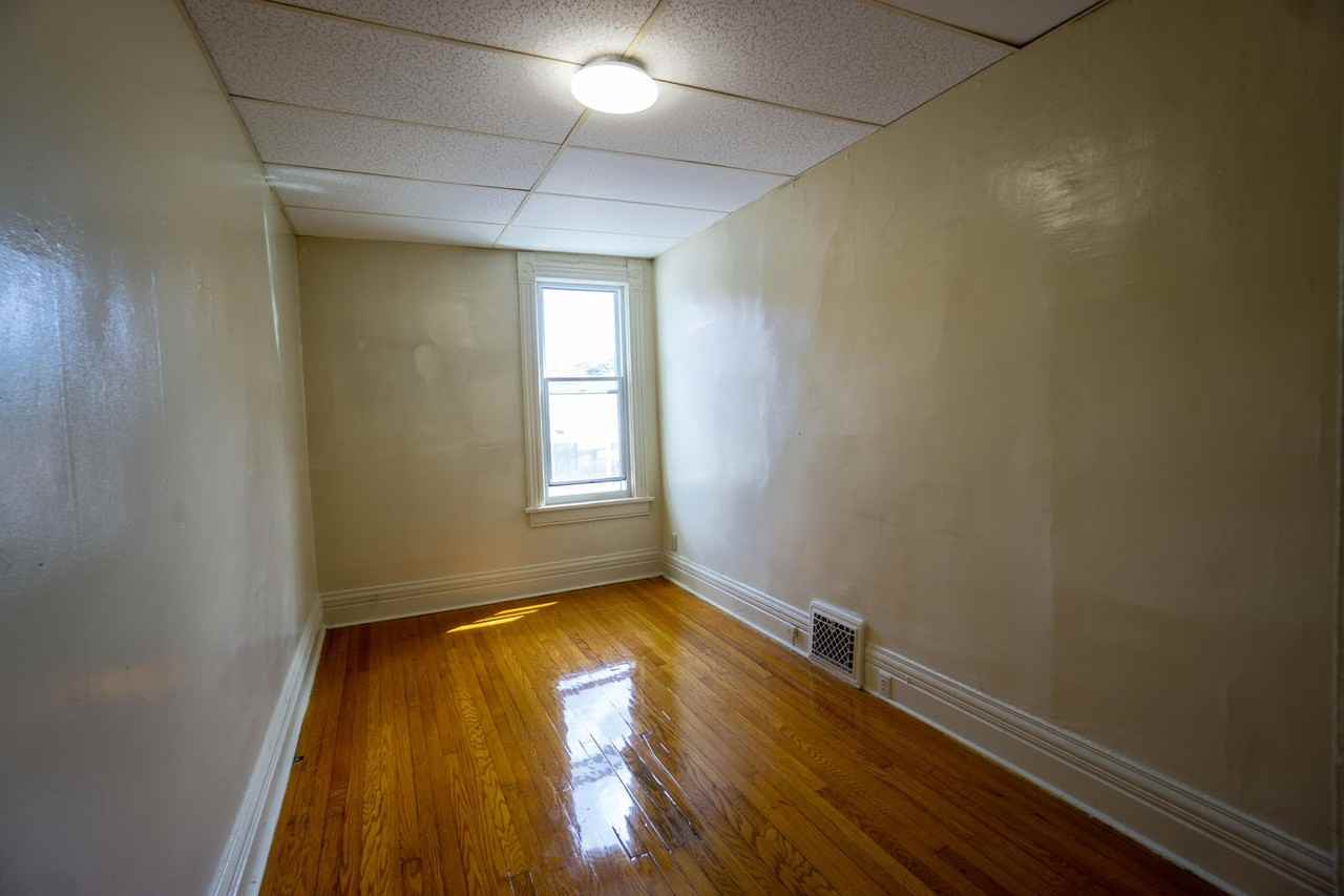 120 Dell Street - Photo 3 of 14