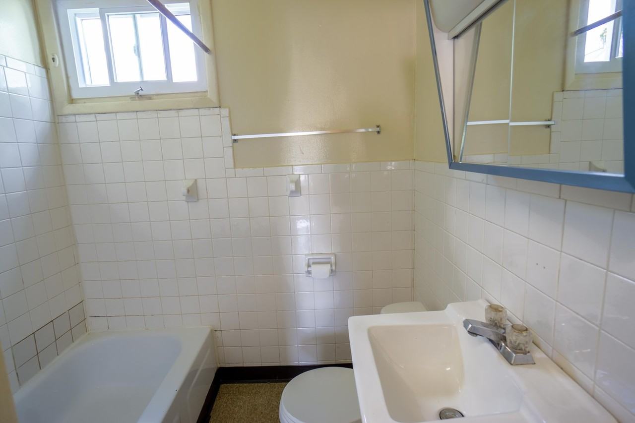 120 Dell Street - Photo 5 of 14