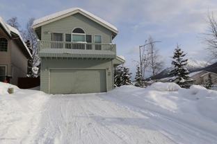 8901 Birch Park Cir - Photo 1 of 1