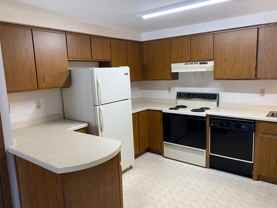 180 W Hill Rd - Photo 1 of 1