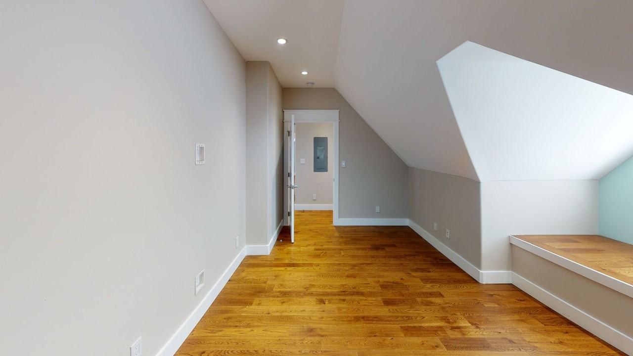 1610 Forest Ave - Photo 7 of 22