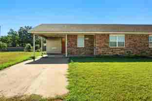 2319 2319 N Daville Dr - Photo 1 of 1