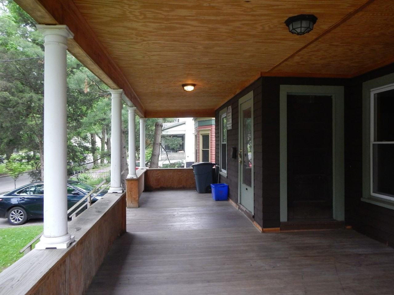 113 Concord Pl - Photo 2 of 47