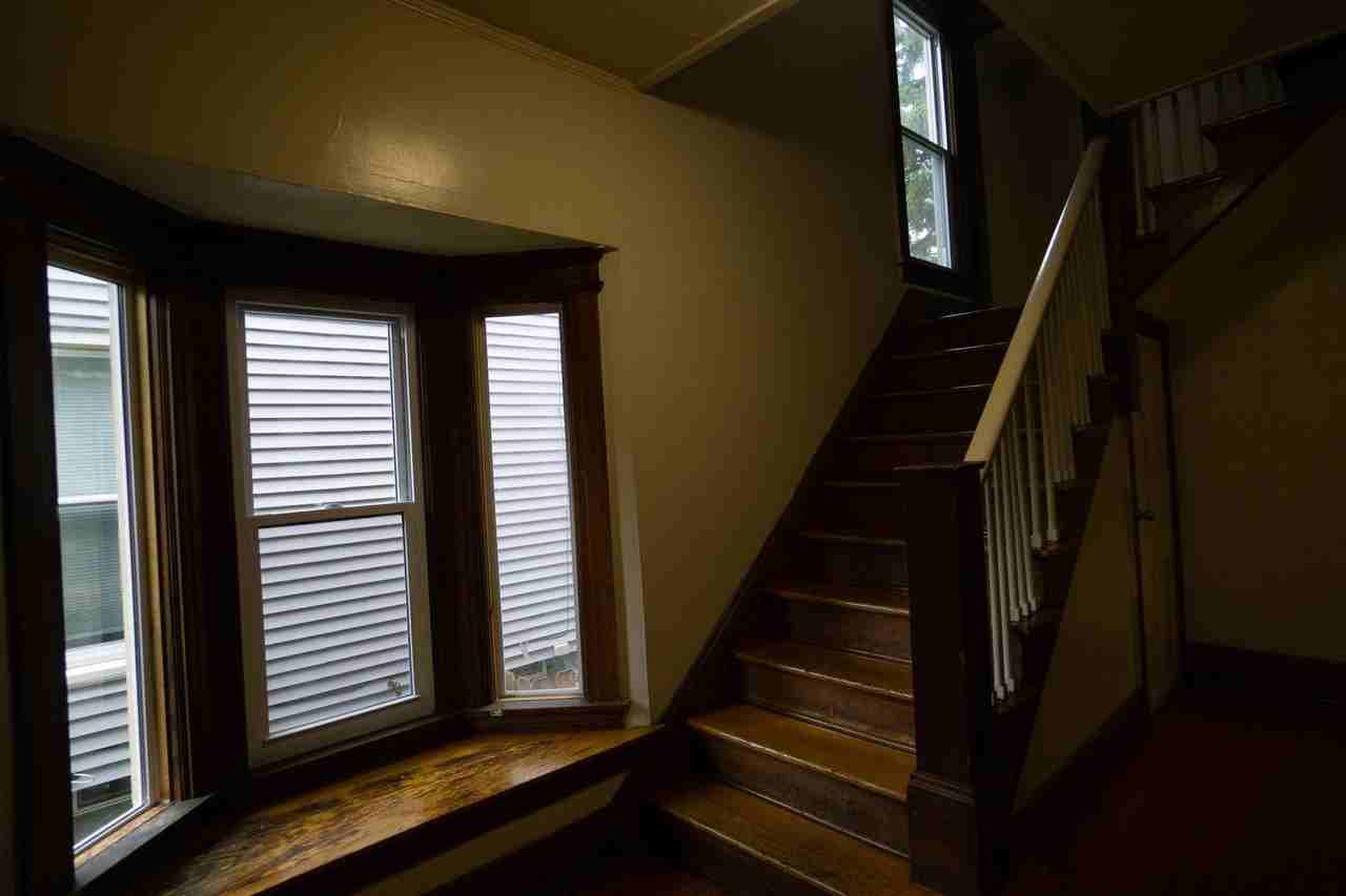 125 Victoria Pl - Photo 6 of 27