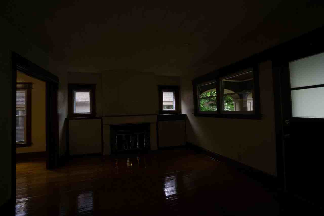 125 Victoria Pl - Photo 7 of 27