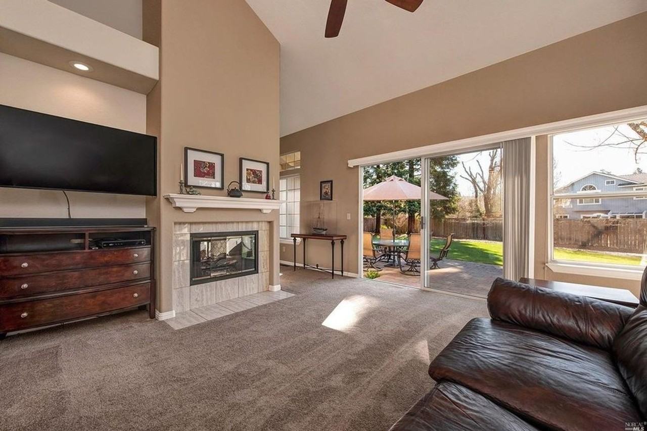 308 Wood Rose Ct - Photo 6 of 24