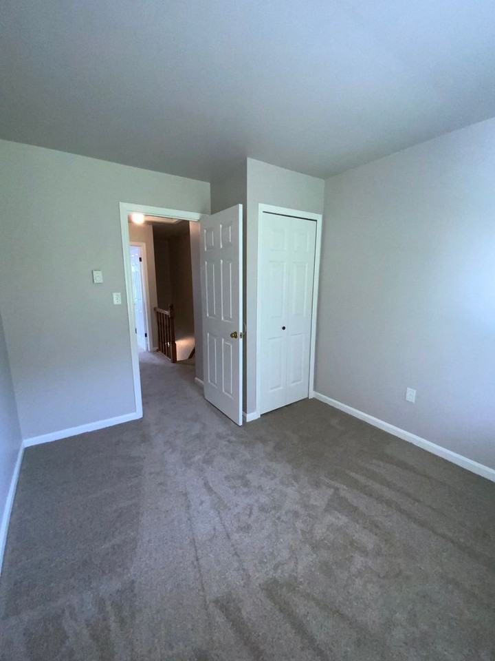 2617 Northfield Dr - Photo 7 of 12