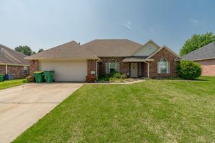 827 Nicholson Ave - Photo 1 of 1