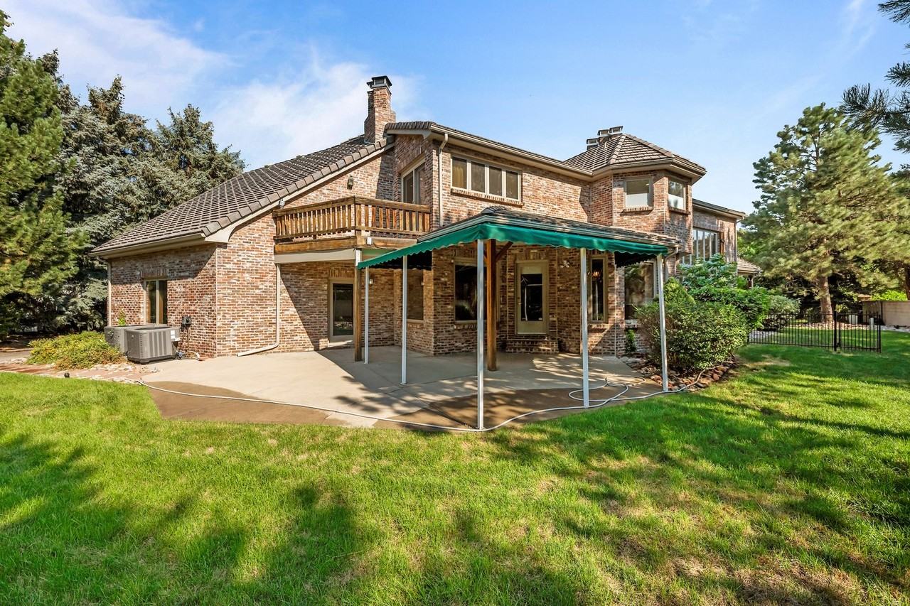 1940 E Chenango Ct - Photo 6 of 50