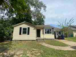 featured image of 4313 Spradling Ave