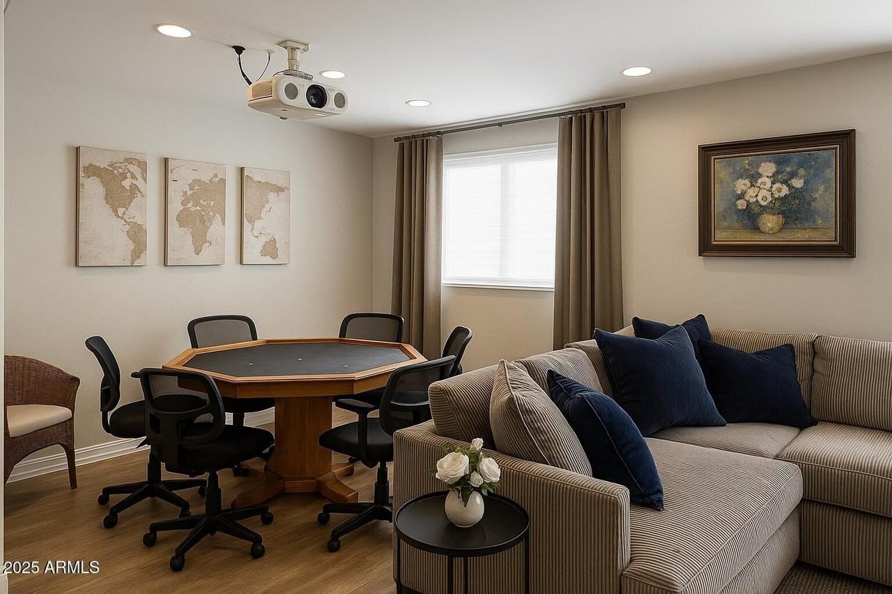 4001 N 86th St - Photo 4 of 27