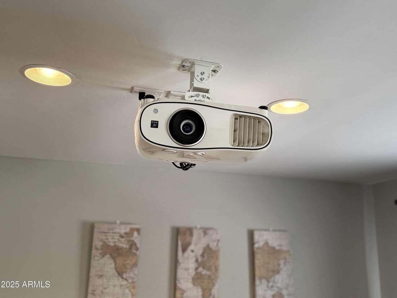 4001 N 86th St - Photo 5 of 27