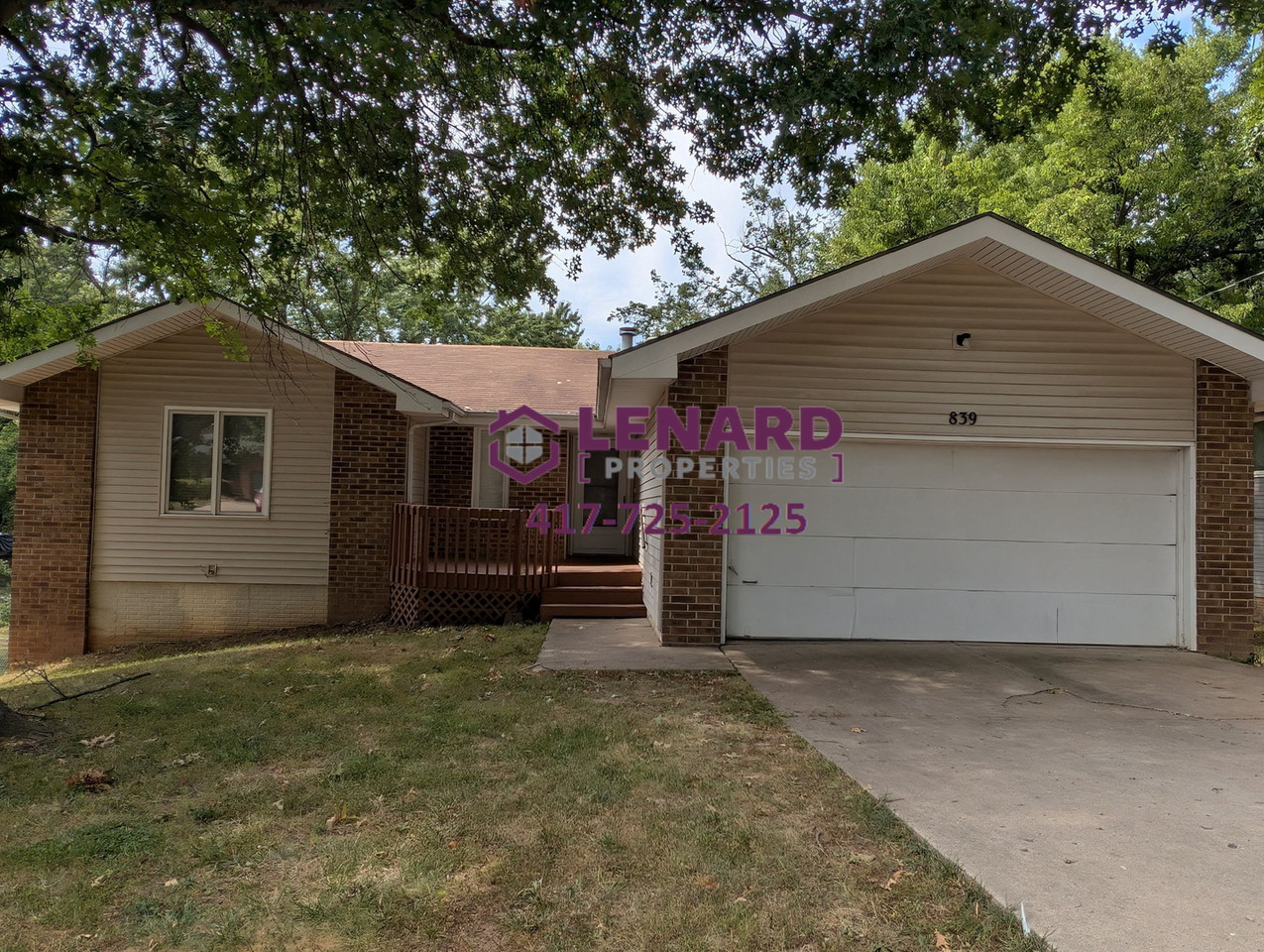 839 S Mission Ave - Photo 2 of 21