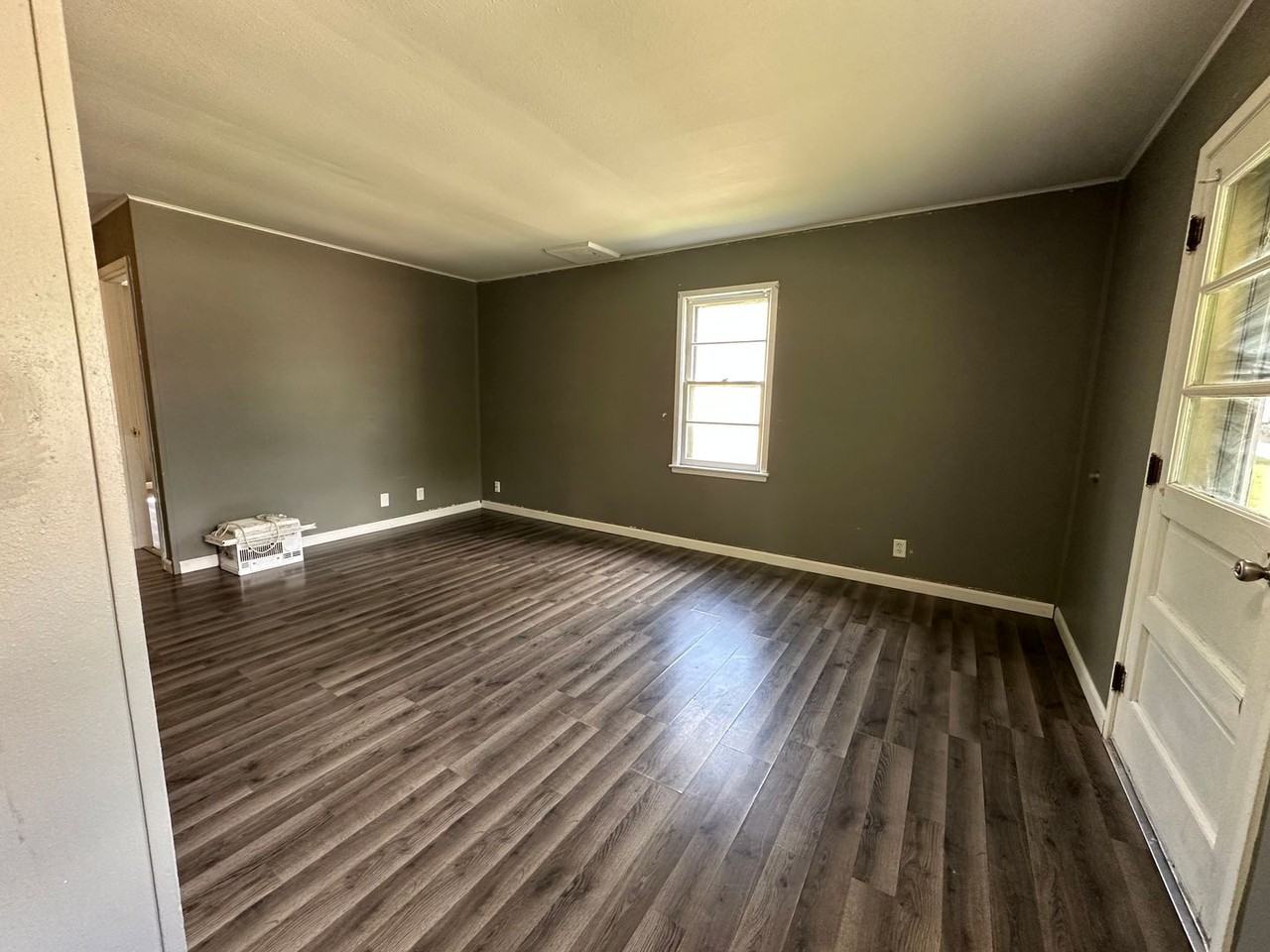 632 Riverside St Nw - Photo 2 of 8