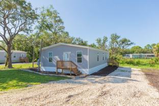9890 New York Ave - Photo 1 of 1