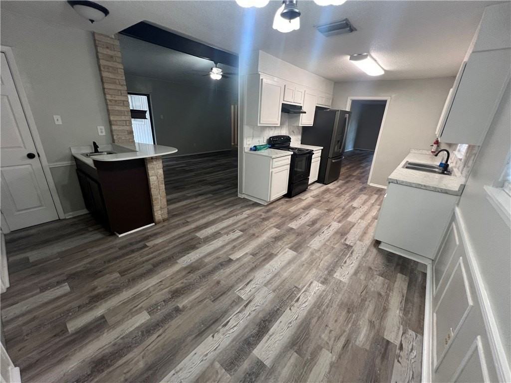 1009 Egyptian Dr - Photo 3 of 10