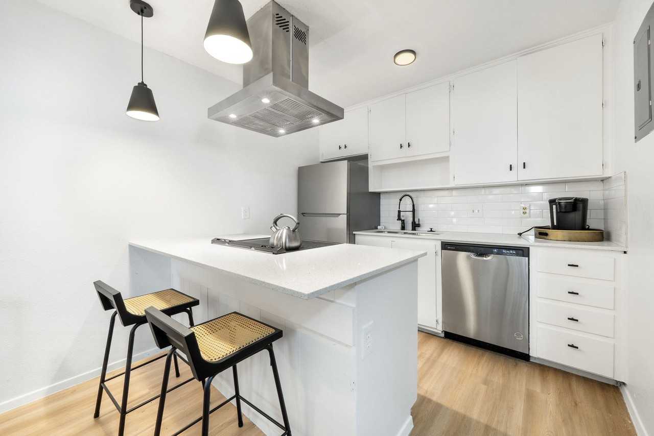 Riviera Lofts - Photo 2 of 8