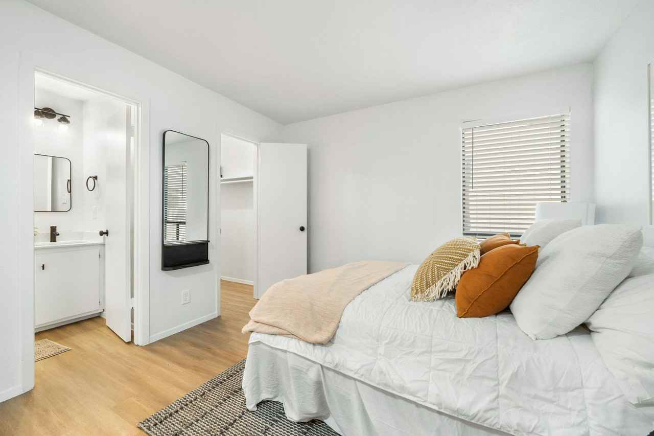 Riviera Lofts - Photo 5 of 8