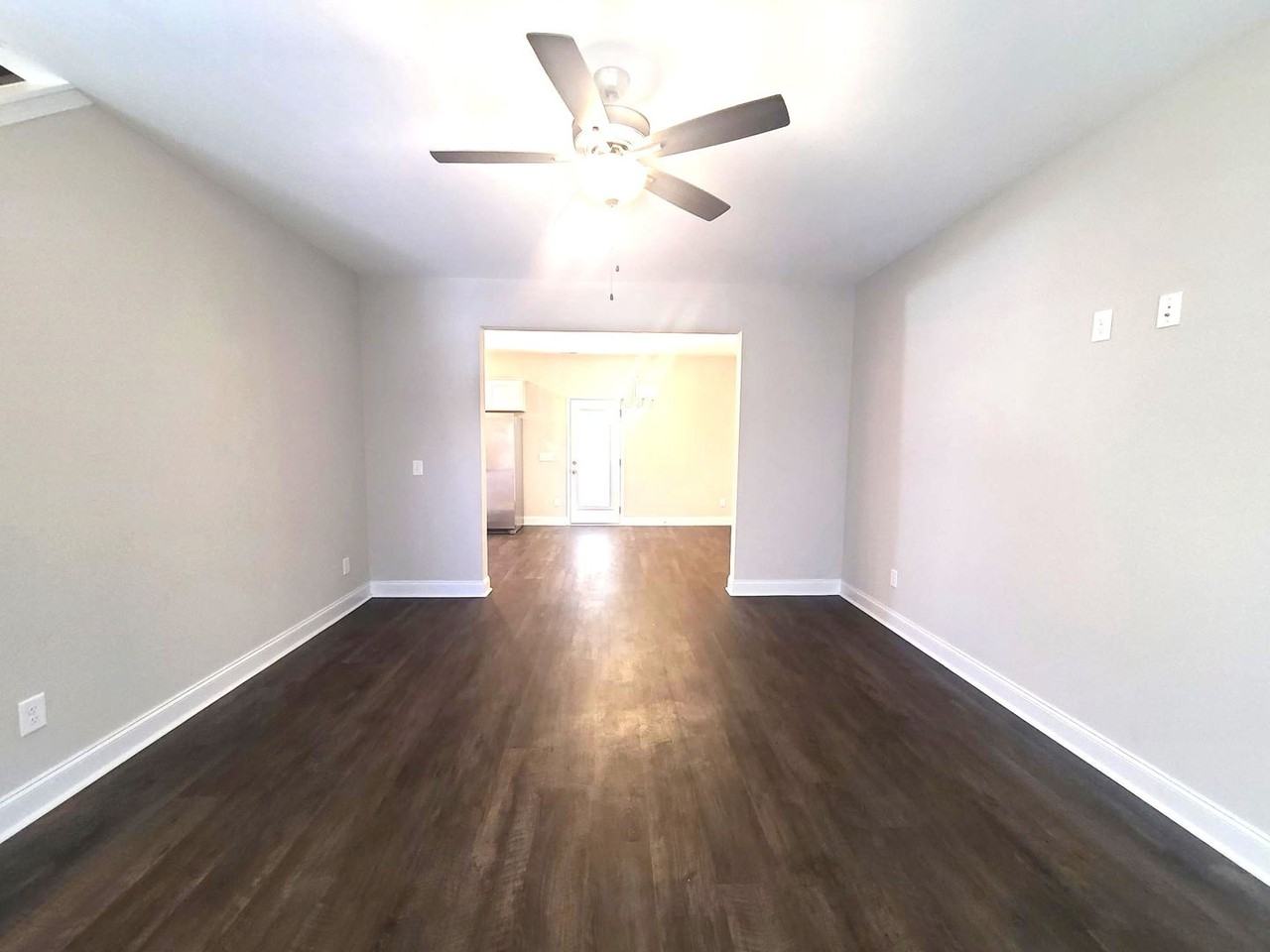 159 Doubletree Ln - Photo 3 of 27